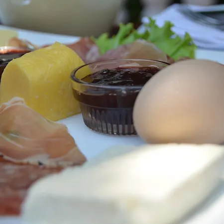 Sebastiano ホテル