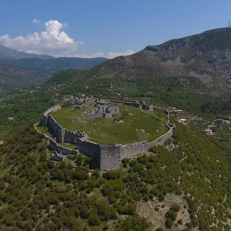 Sebastiano 3* Lezhë